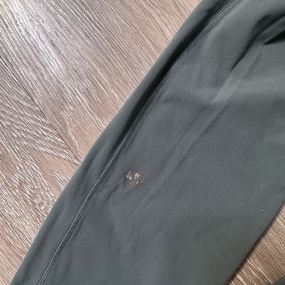 Size 4 Lululemon Align Mid-Rise Pant with Pockets 28" - Picture 4 of 4